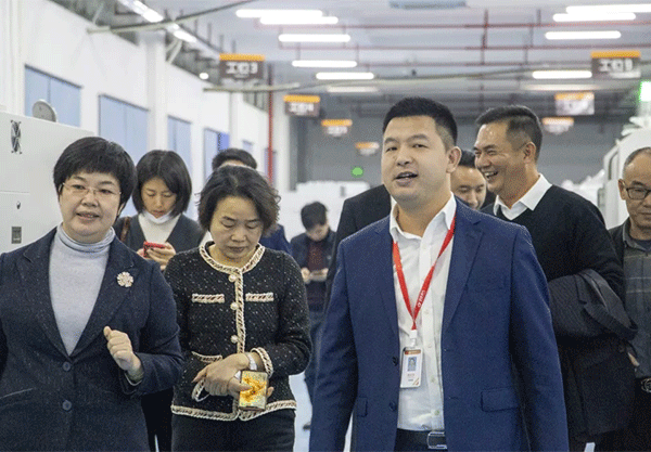 福建省长汀县吕莉县长一行莅临极悦娱乐视察指导-15.png 福建省长汀县吕莉县长一行莅临极悦娱乐视察指导-15.png