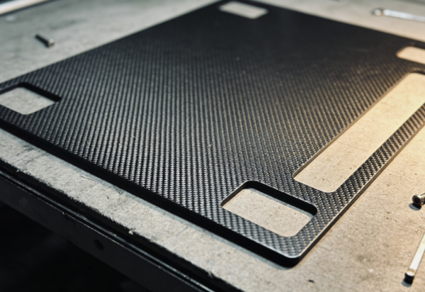 碳纤维薄板激光切割 (4).png